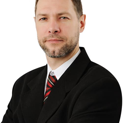 Simon Robins